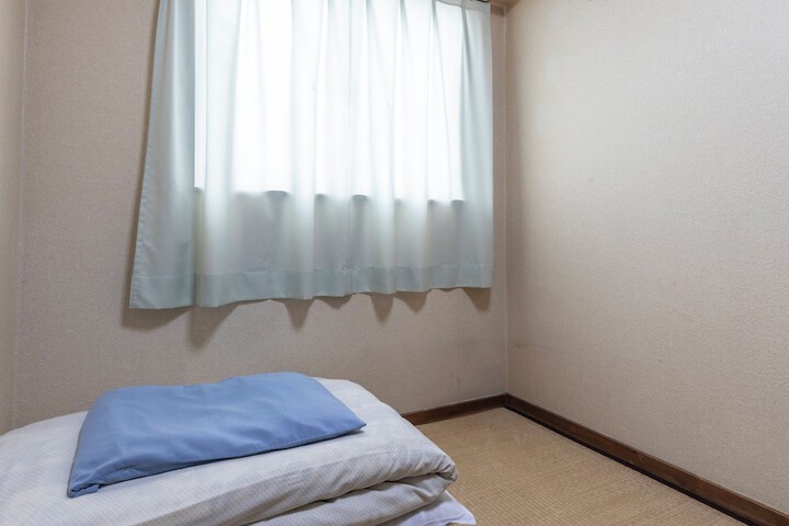 Room 16 of 78