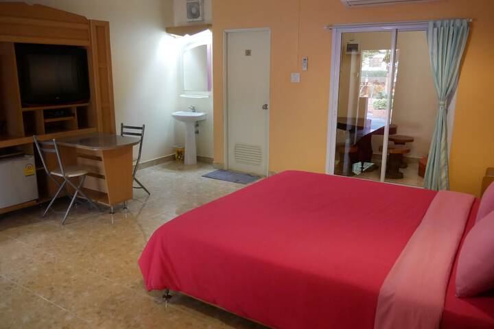 Room 20 of 32