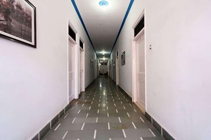 Ballroom/Hall 49 of 55
