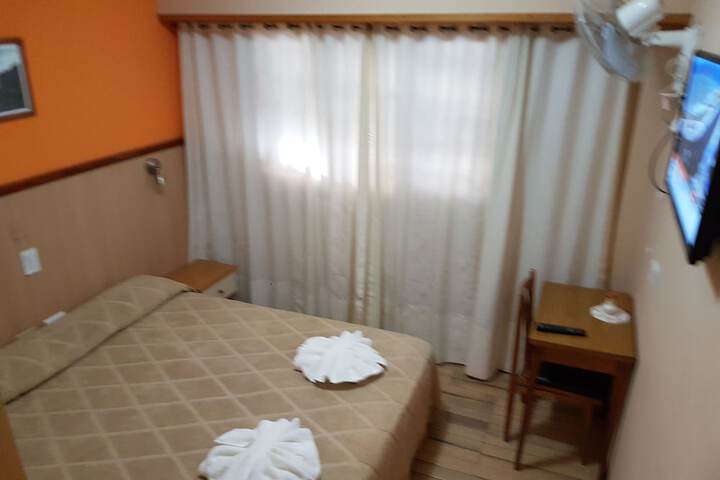 Room 12 of 44