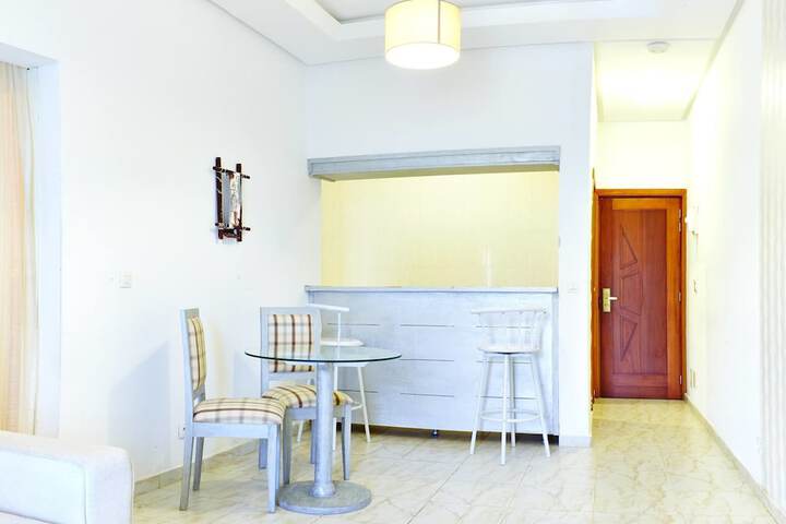 Room 11 of 27
