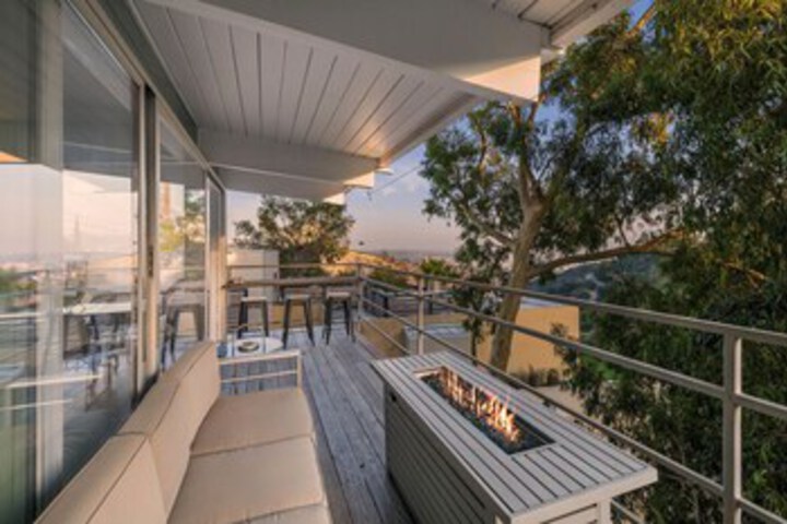 Terrace/Patio 6 of 19