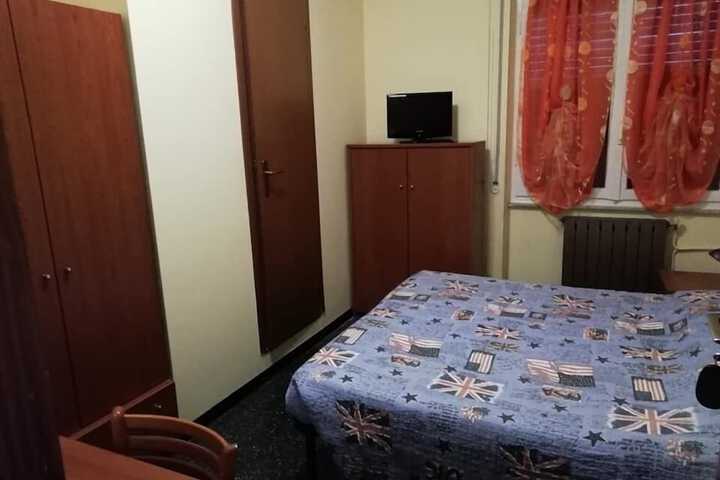Room 12 of 46