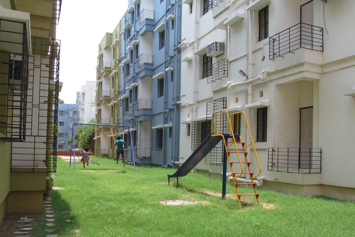 Hotel Exterior 71 of 81
