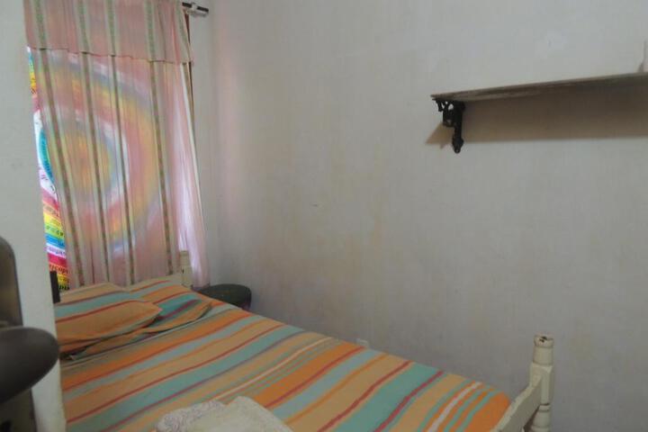 Room 27 of 31