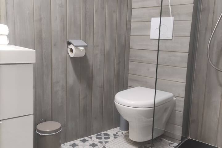 Room 15 of 45