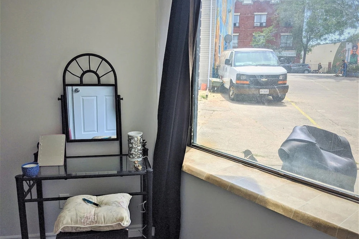 Room 5 of 20