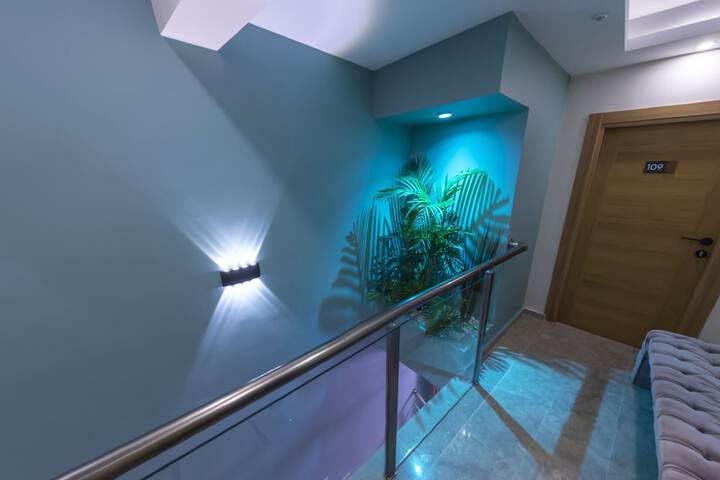 Ballroom/Hall 50 of 56