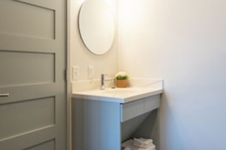 Room 307 of 510
