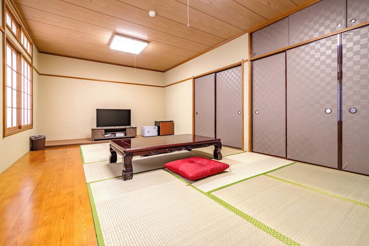 Room 14 of 56