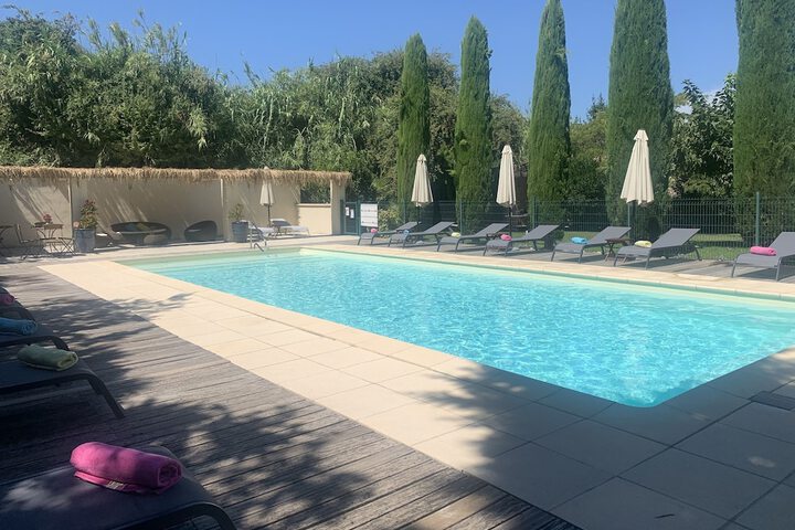 Pool 75 of 111