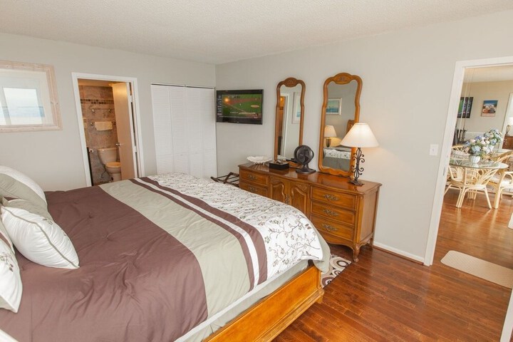 Room 7 of 7