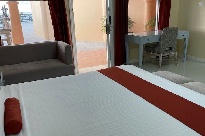 Room 41 of 85