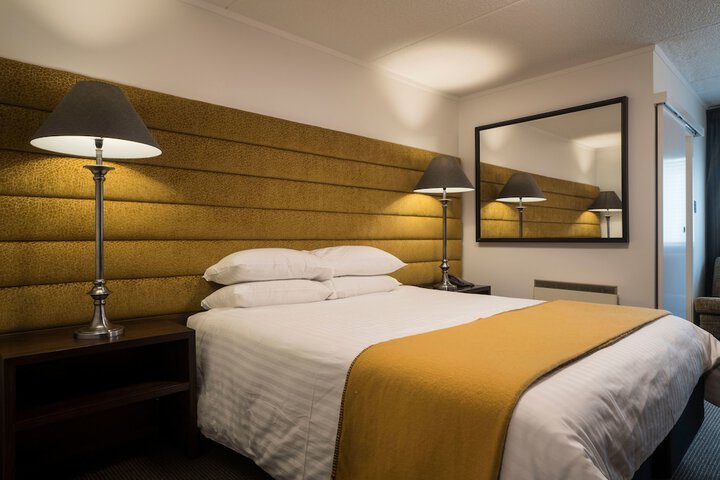 Room 14 of 35