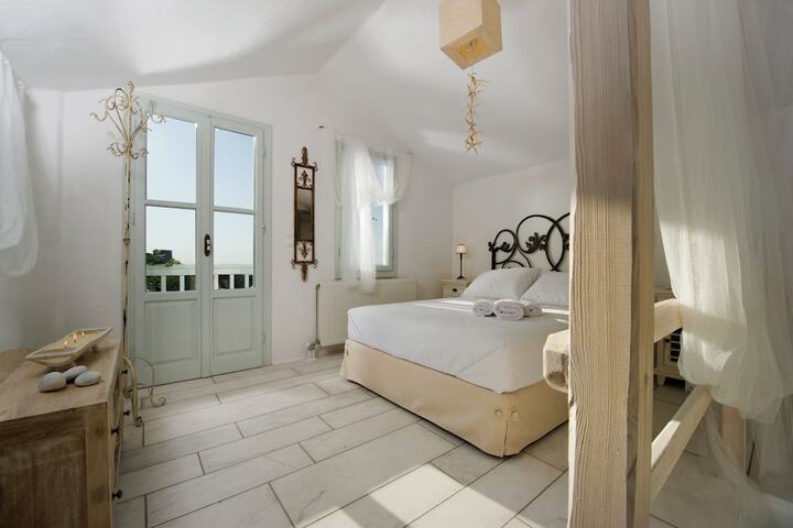 Room 26 of 118