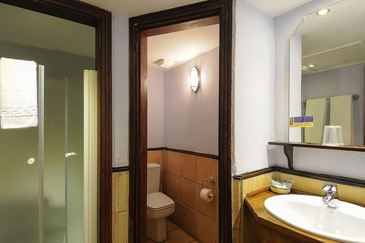 Bath Interior