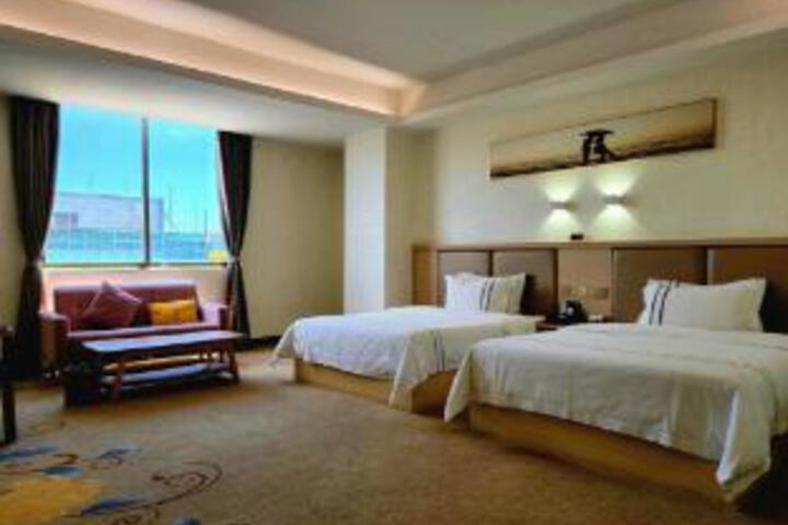 Room 7 of 7