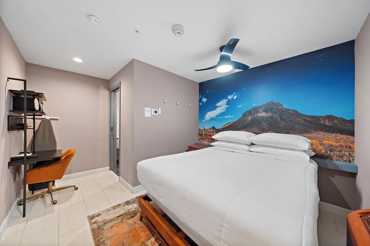 Room 41 of 111