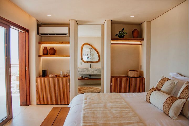 Room 40 of 79