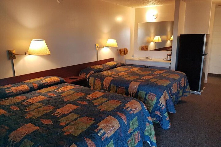 Room 11 of 26