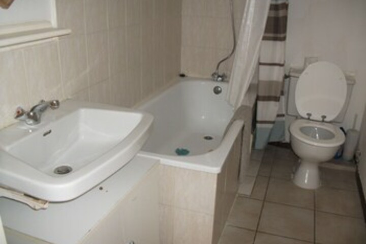 Room 2 of 13