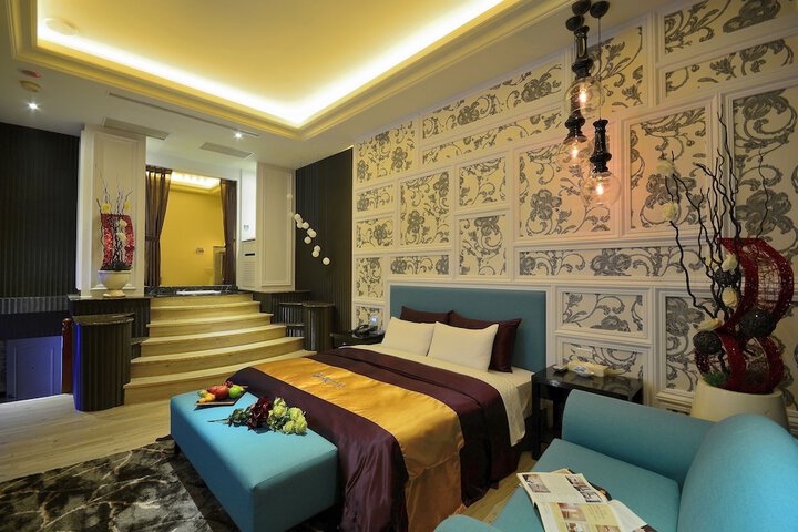 Room 12 of 57