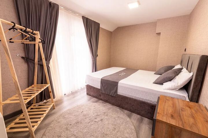 Room 19 of 50