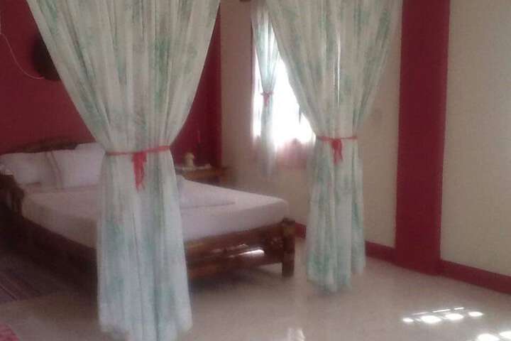 Room 8 of 26