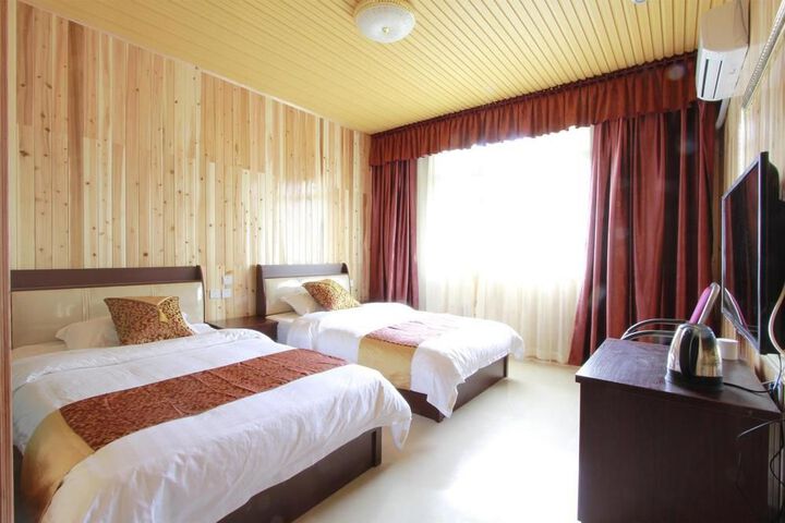 Room 4 of 30