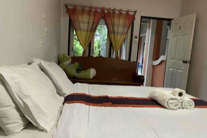 Room 26 of 79