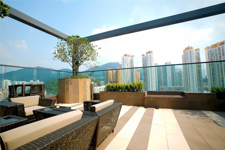 Exterior of E Hotel Hong Kong