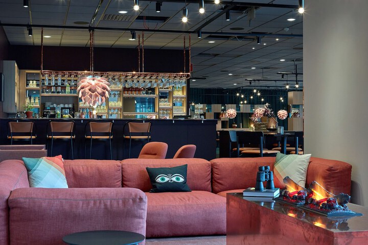 Hotel Lobby