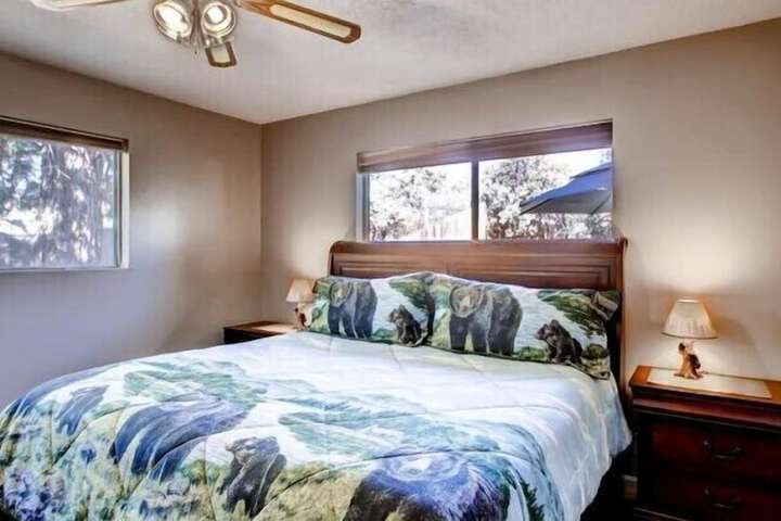 Room 4 of 20