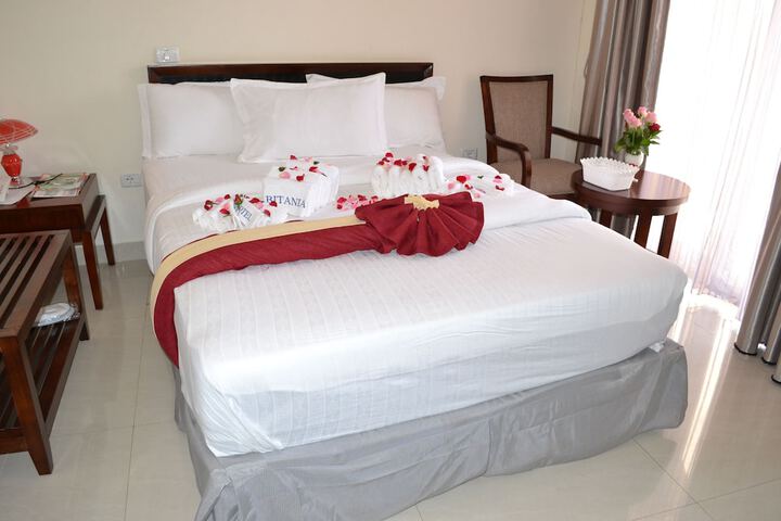 Room 4 of 26