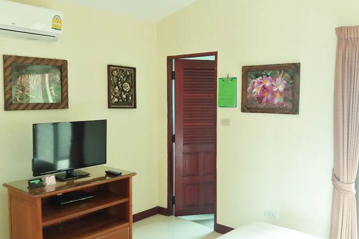 Room 11 of 60