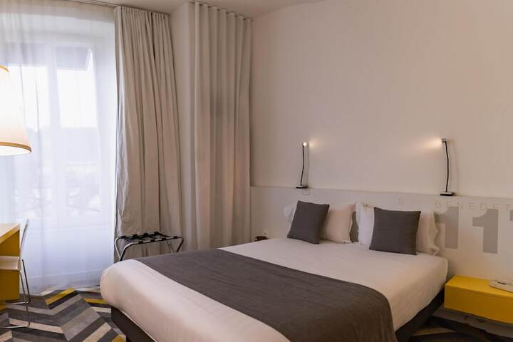 Room 26 of 60