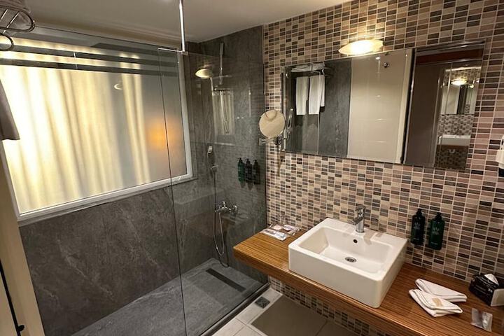 Bath Interior