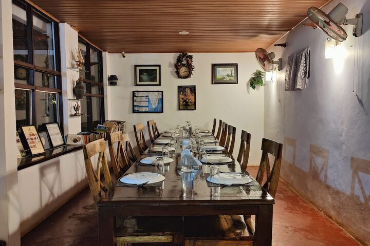 Dining 40 of 61