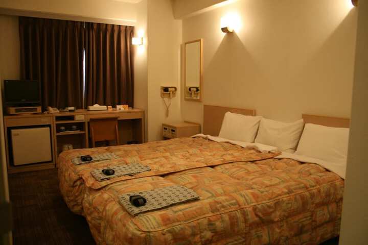 Room 13 of 54