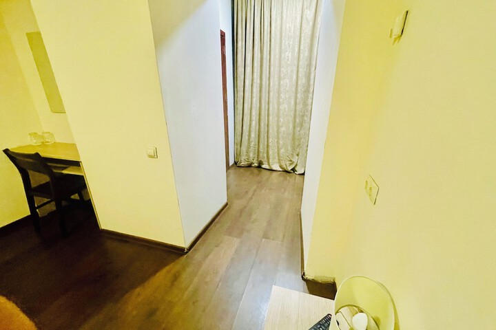 Room 138 of 146