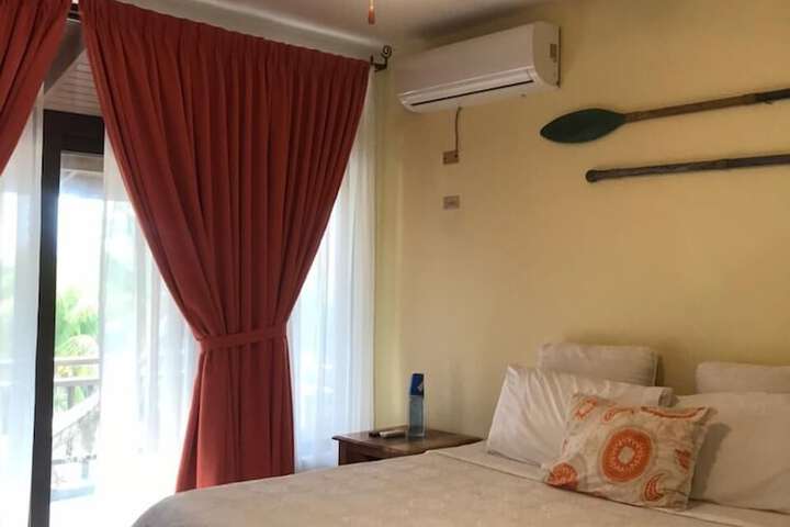 Room 6 of 19