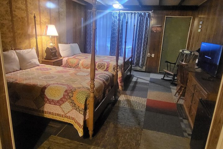 Hotel Interior 99 of 118