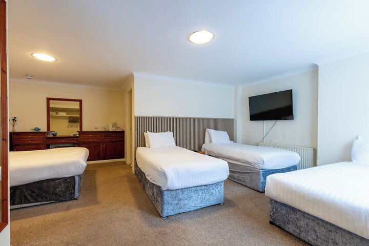 Room 21 of 51