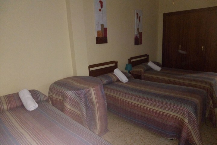 Room 2 of 11