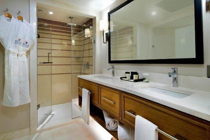 Room 48 of 227