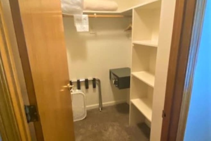 Room 23 of 113
