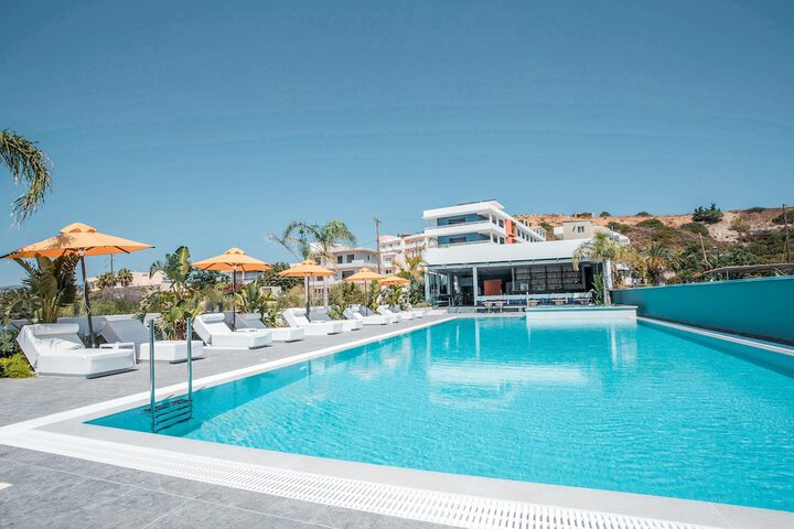 Mazoren Art Hotel
