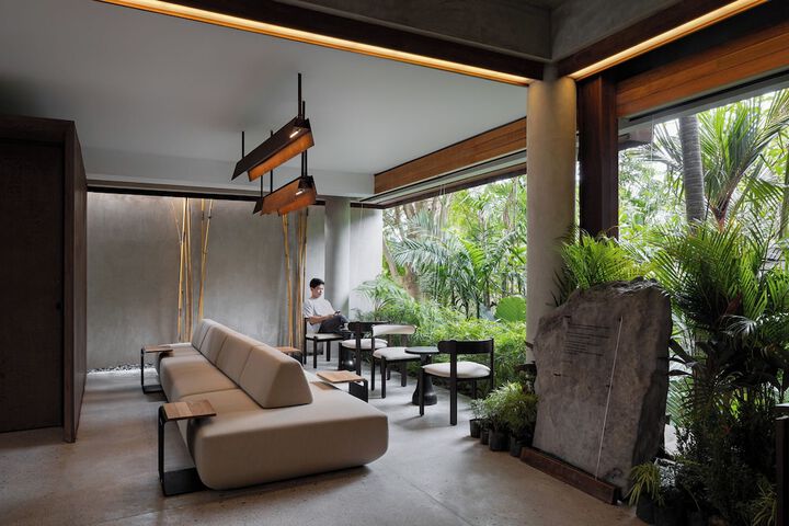 Hotel Interior 8 of 197