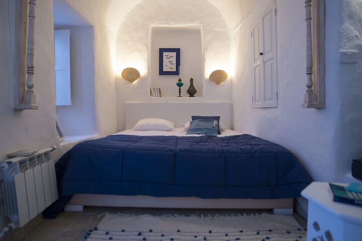 Room 7 of 43