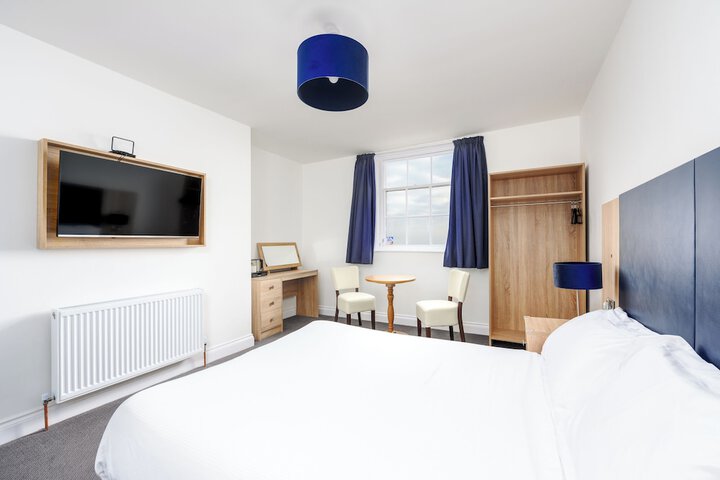 Room 48 of 95